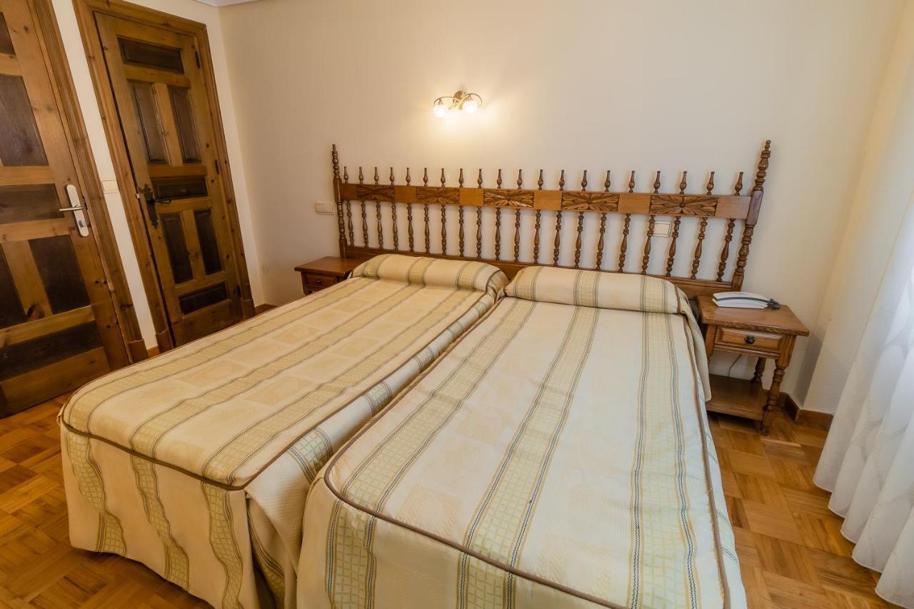 Hostal Santo Domingo De Silos Luaran gambar