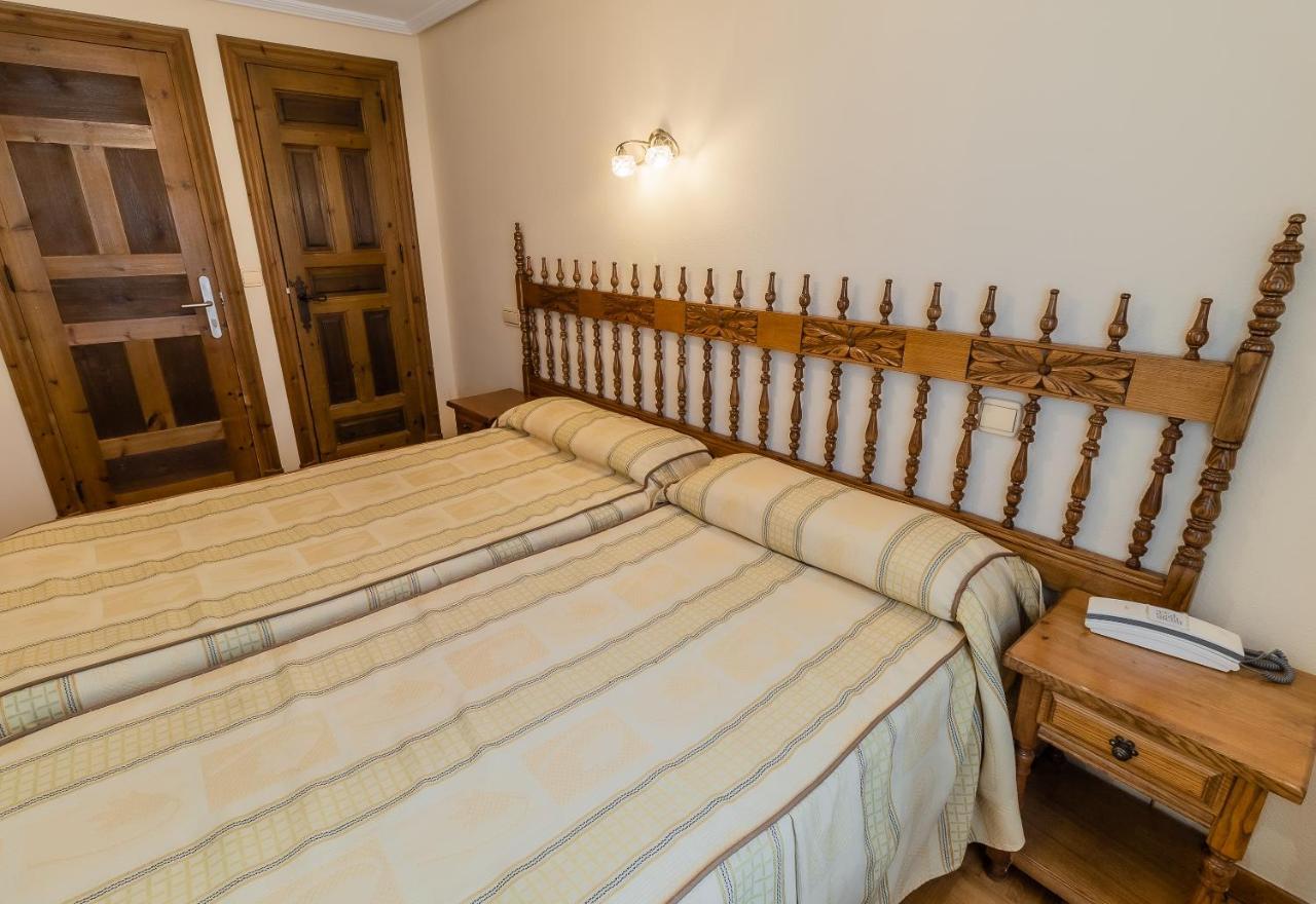 Hostal Santo Domingo De Silos Luaran gambar