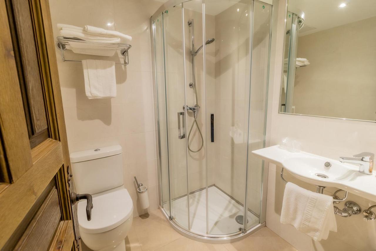 Hostal Santo Domingo De Silos Luaran gambar